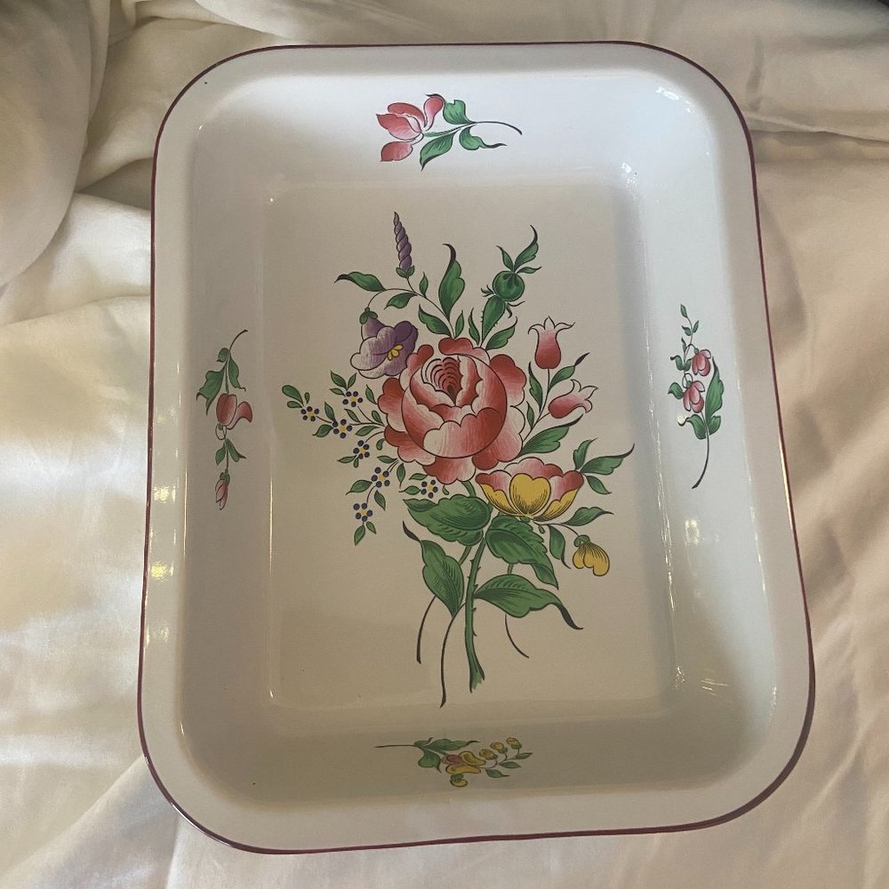Luneville Strasbourg roses baking dish